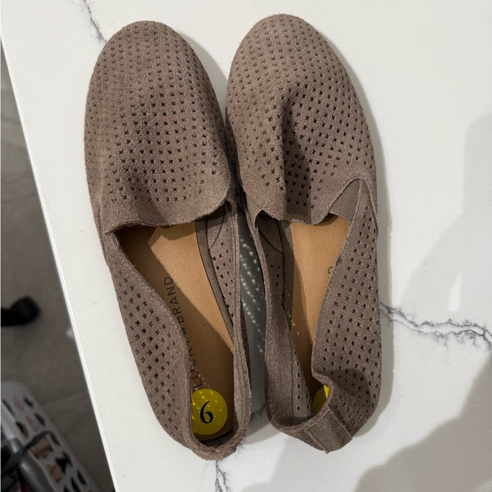 Lucky Brand Slide On Shoe-Women’s 9
